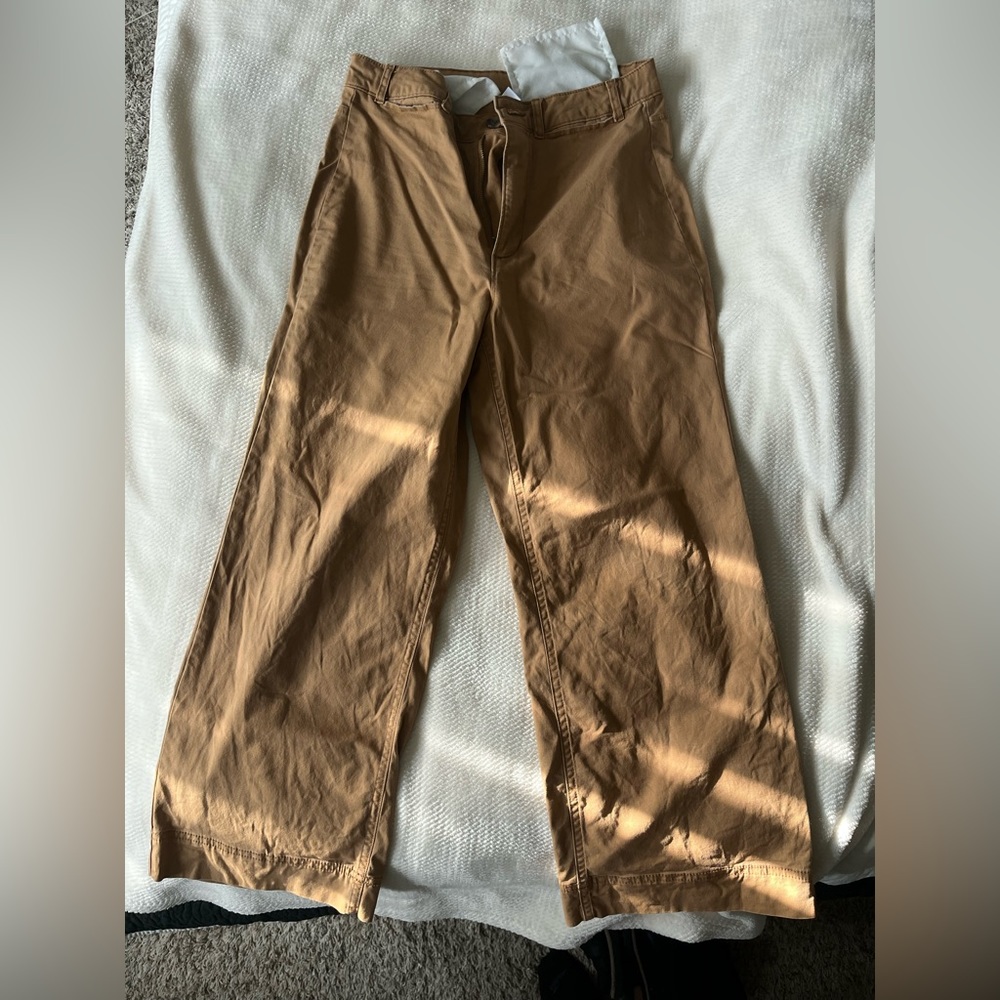 Old navy high rise chino pants tan size 6